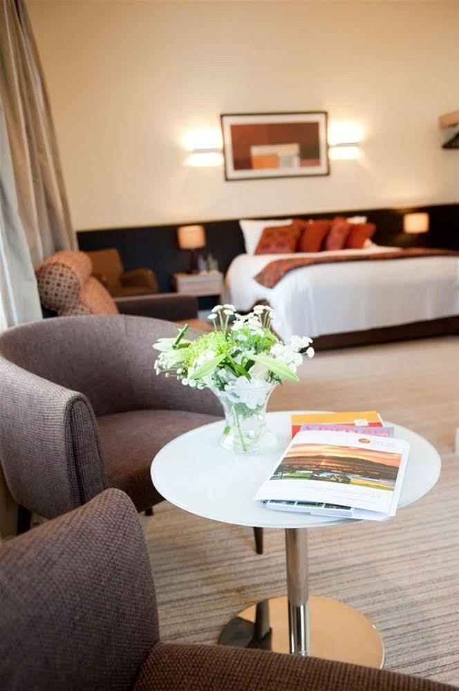 Strangford Arms Hotel Newtownards Exteriör bild